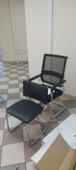 Кресло для руководителя МЕТТА SU-BP-8/PL и Стул офисный СИЛЬВИЯ DO-350 экокожа черная
